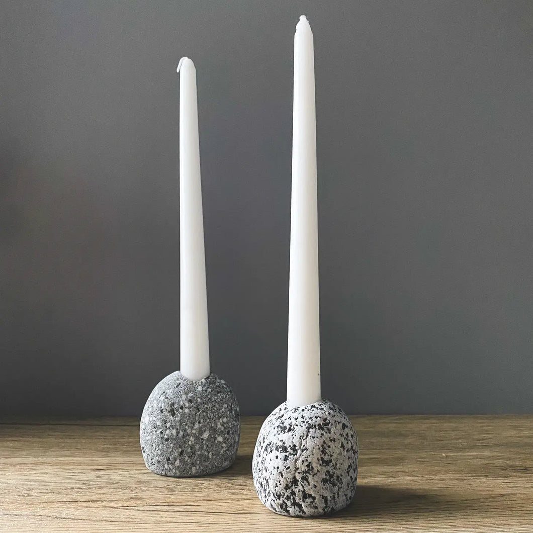 Single Stone Candlestick Holder